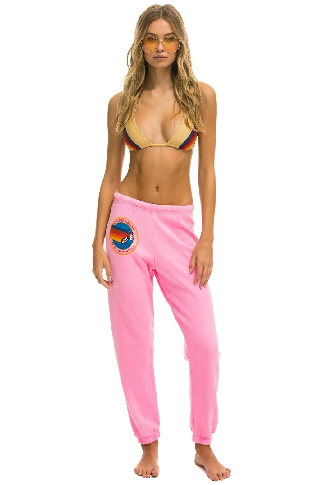 AVIATOR NATION MANHATTAN BEACH SWEATPANTS - NEON PINK