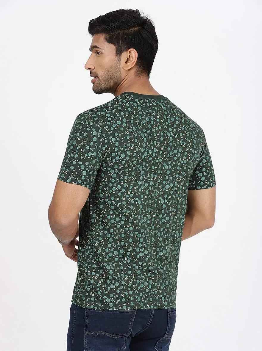 Bottle Green Printed Slim Fit T-Shirt | Greenfibre