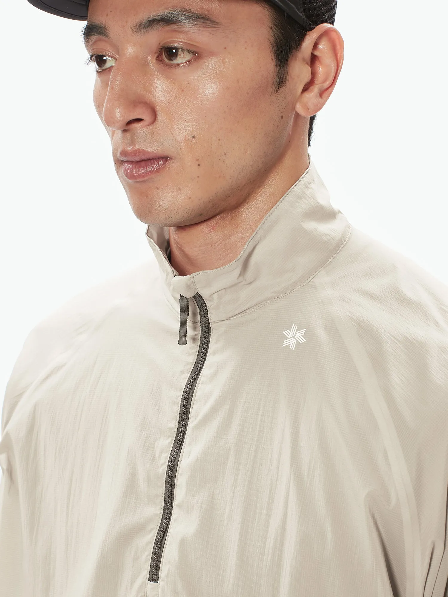 Short Zip Floating Wind Shell Jacket